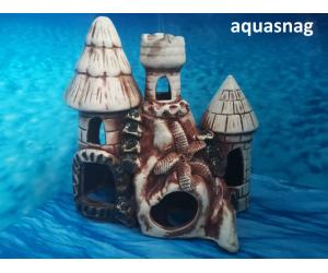 Замок со скалой,  дл 22см, шир 14см, выс 20см, коричневый